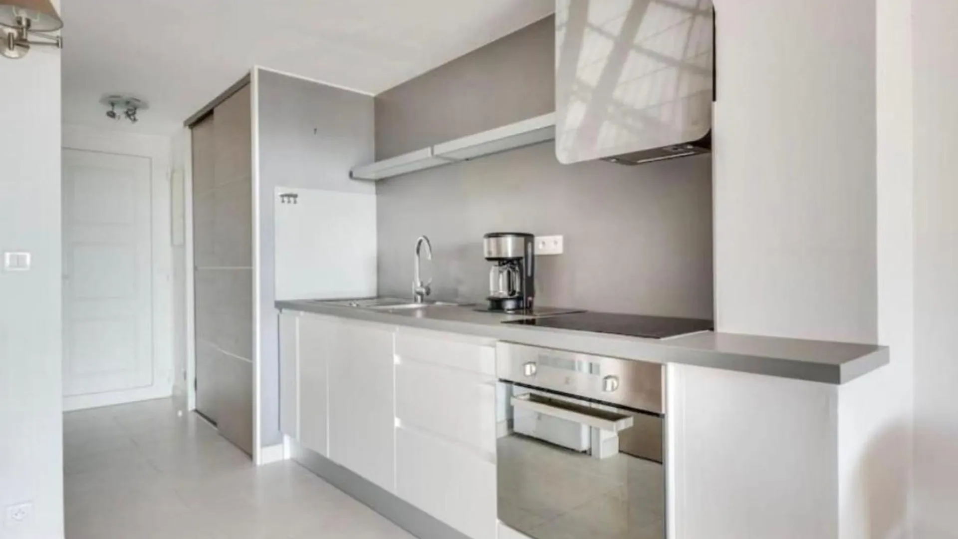 Apartment Of 44 M2 With Balcony In Saint-Raphael
